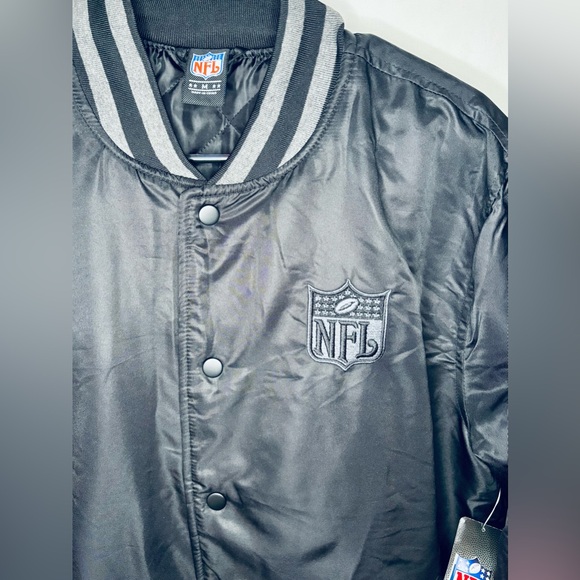 Adult NFL Team Apparel NFL Shield Bomber Jacket Black NEW | Medium - Picture 2 of 3